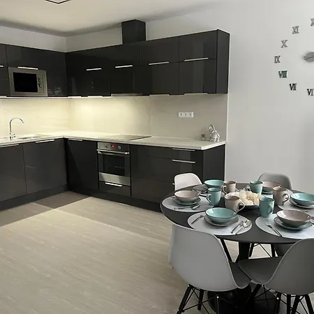 U Zamecke Zahrady Apartment Klášterec nad Ohří